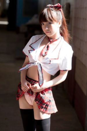 兰舟不喝药被策安打屁股_剧情片高清完整版